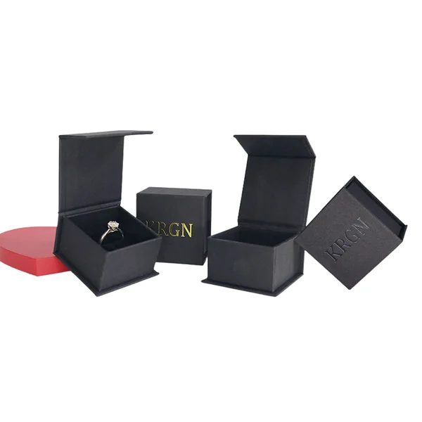 custom-ring-boxes-uk